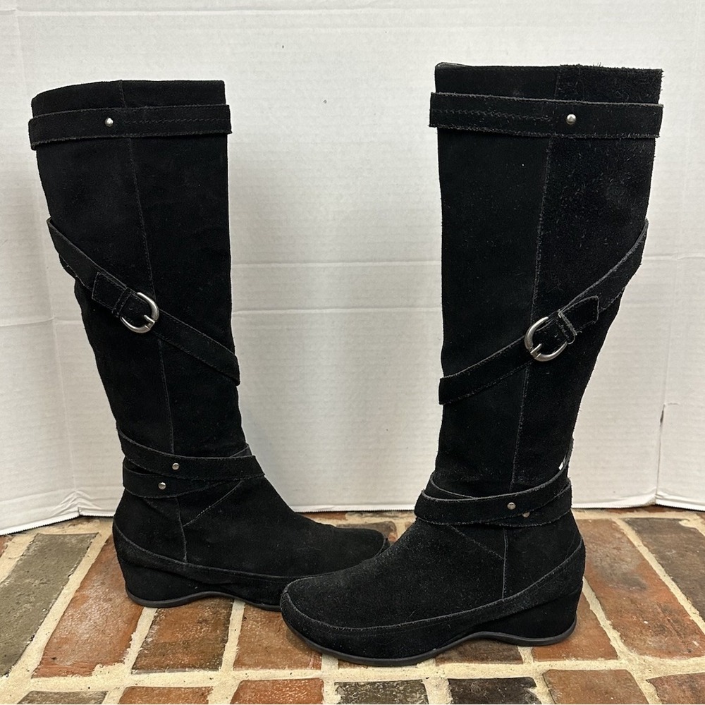 ME TOO Tall Black Suede Wedge Heel Boots Women 7 Mid Calf (16") Straps Buckles